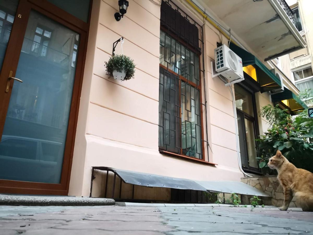 Затишні Апартаменти, Вулиця Дерибасівська, 13 Odessa Ngoại thất bức ảnh